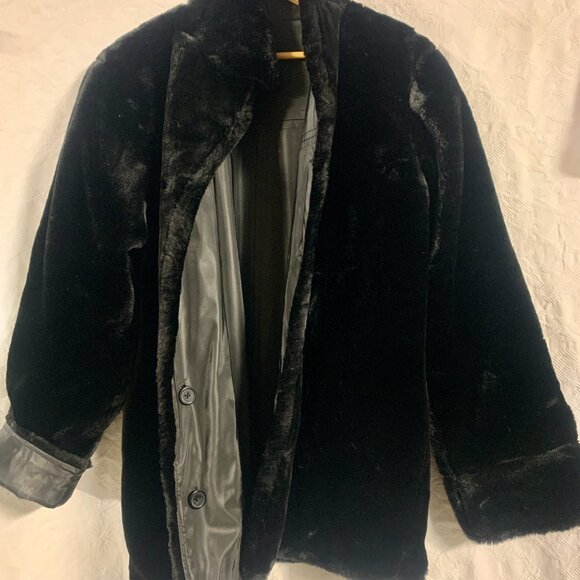 Reitman's Reversible Faux Fur Coat (KM0076) - Picture 3 of 4